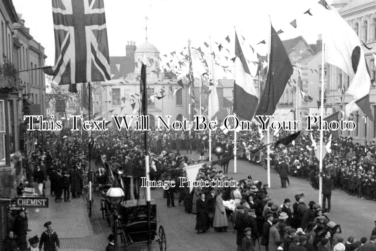 WA 2035 - Coronation Celebrations, Bridge Street, Stratford On Avon 1911