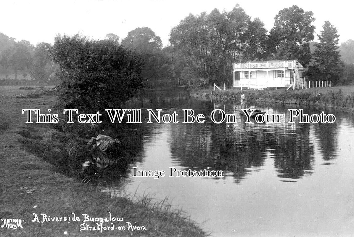 WA 2320 - Riverside Bungalow, Stratford On Avon, Warwickshire