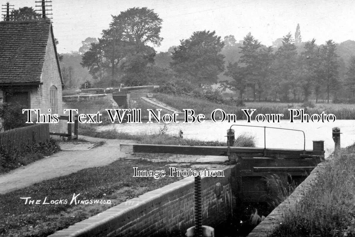 WA 313 - Kingswood Locks Lapworth, Stratford & Grand Union Canal, Warwickshire