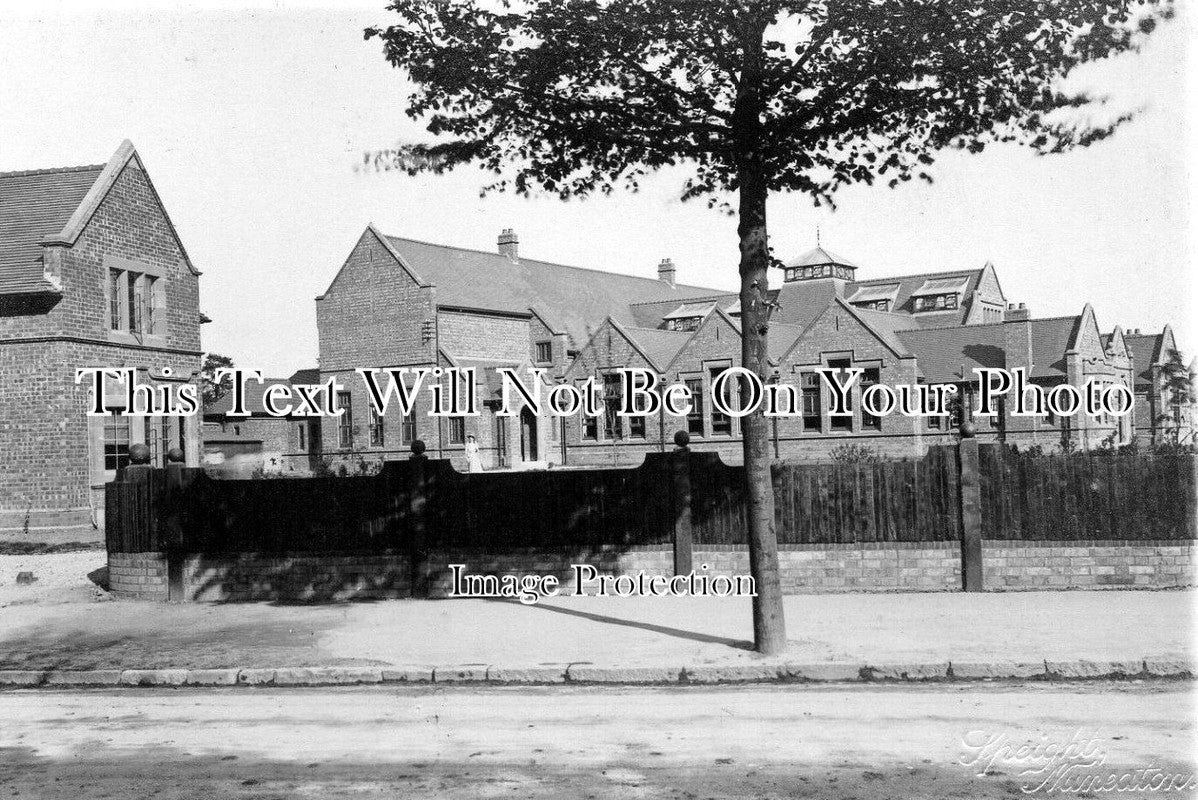 WA 686 - High School For Girls, Nuneaton, Warwickshire
