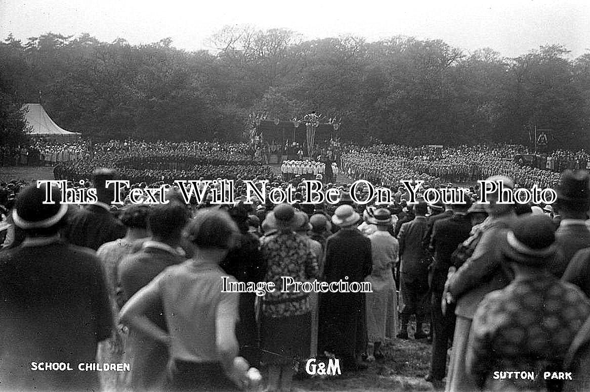 WA 83 - School Children, Sutton Park, Sutton Coldfield, Warwickshire