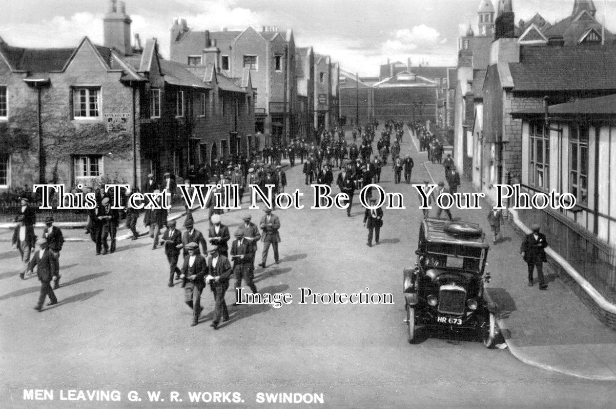 WI 115 - Men Leaving Great Western Railway Works, Swindon, Wiltshire