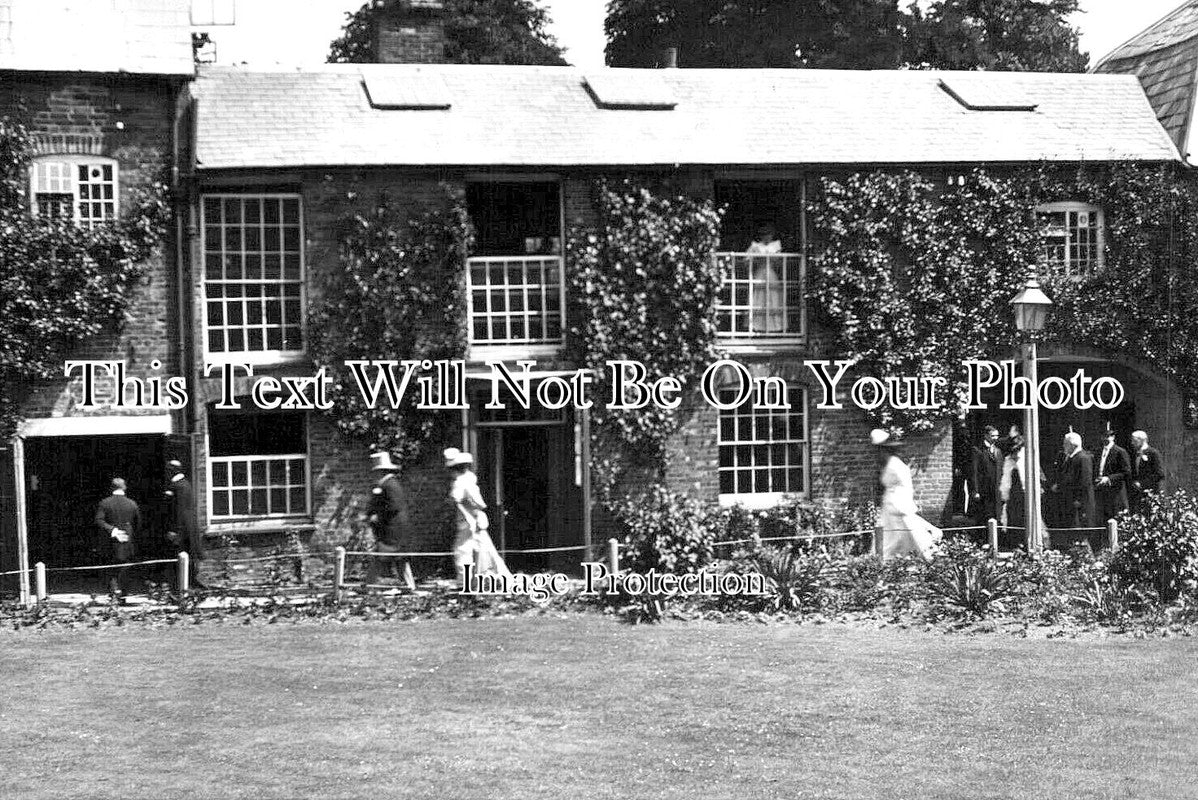 WI 1193 - Visit Of King & Queen To Royal Carpet Factory, Wiltshire c1908