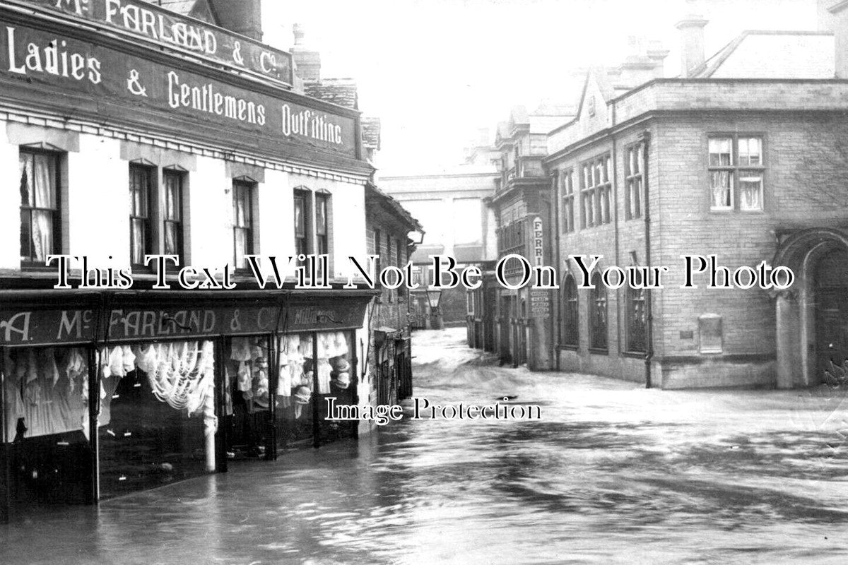 WI 1402 - Church Street, Calne Flood, Wiltshire