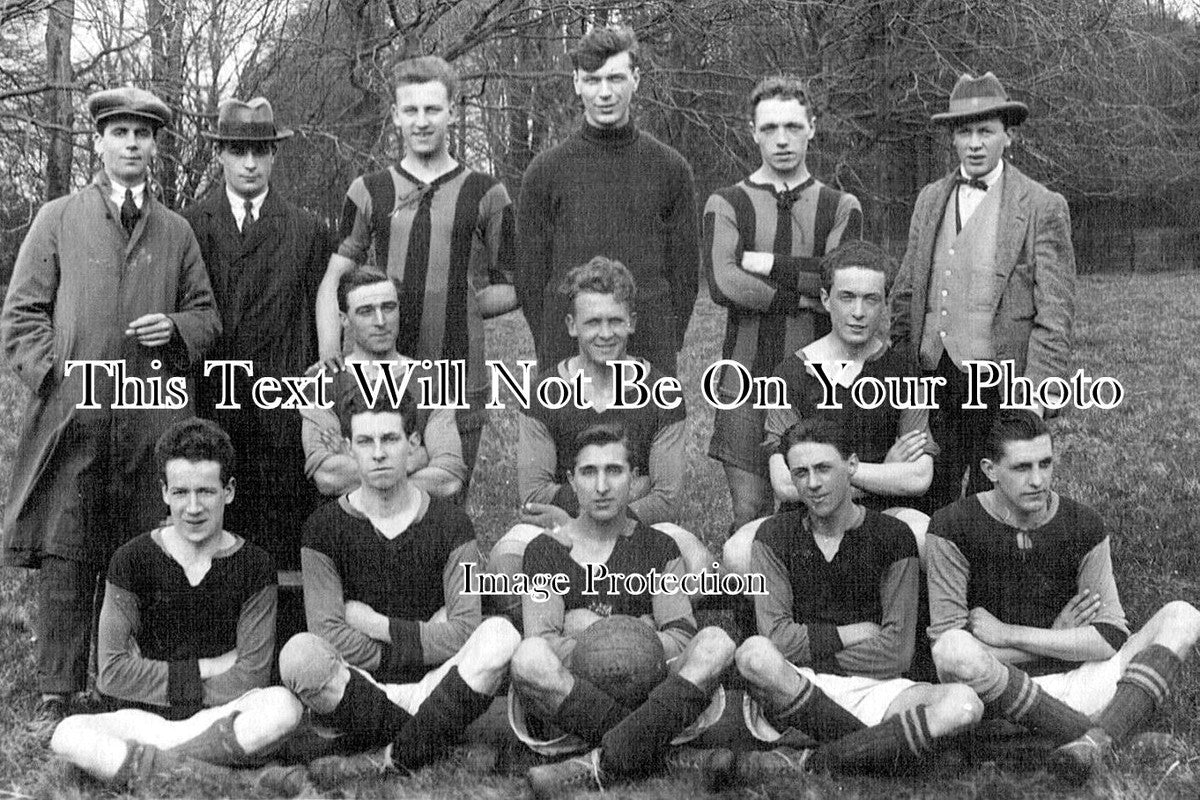 WI 1516 - Salisbury United Methodist Football Club, Wiltshire 1925