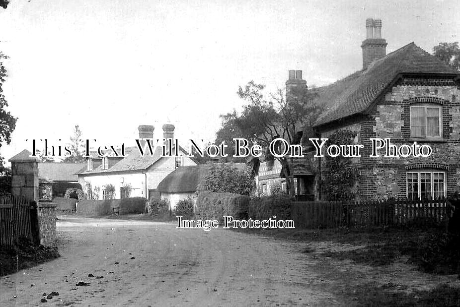 WI 1517 - Middle Woodford, Wiltshire