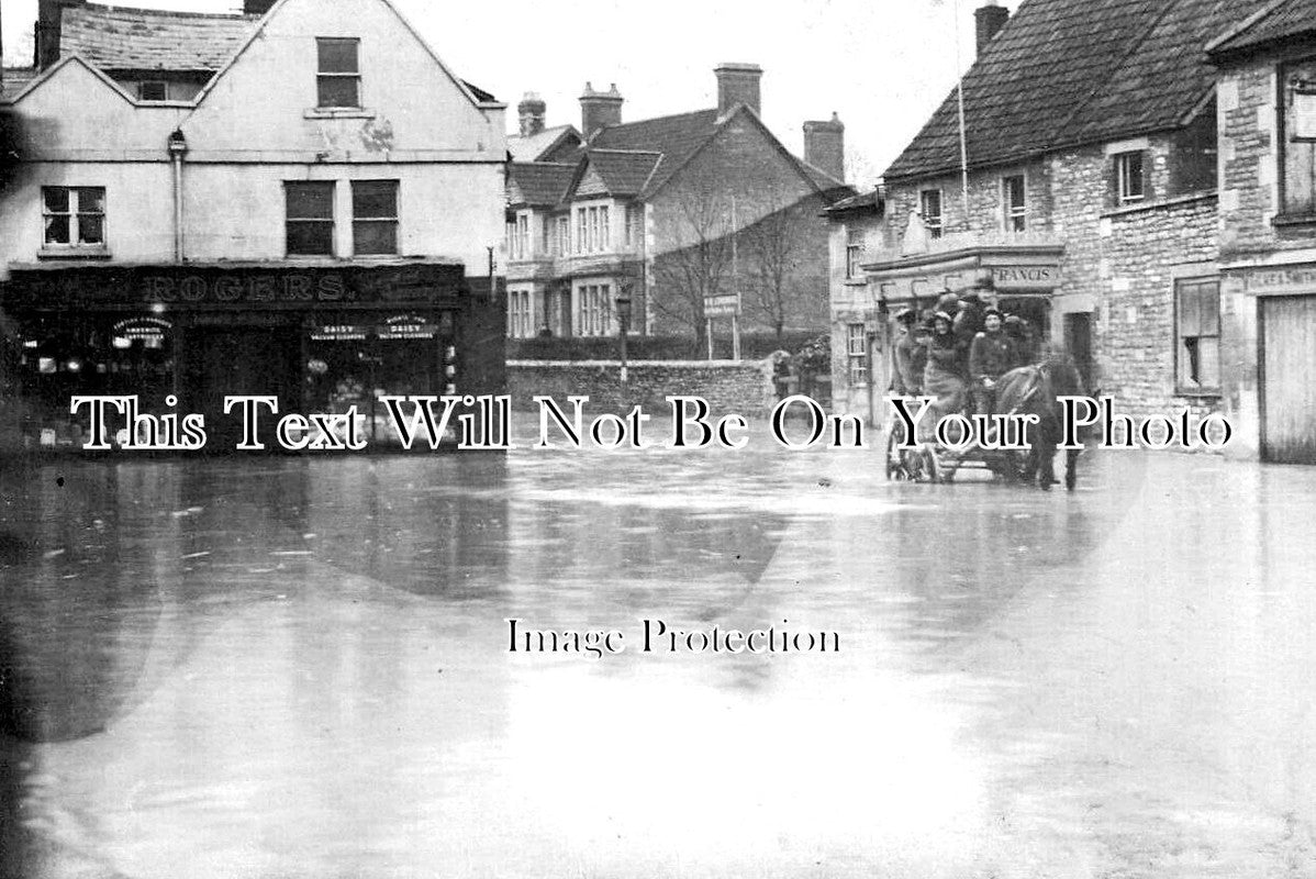 WI 1648 - Bath Road Floods, Melksham, Wiltshire c1914