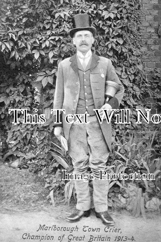WI 1796 - Marlborough Town Crier, Wiltshire 1913-14