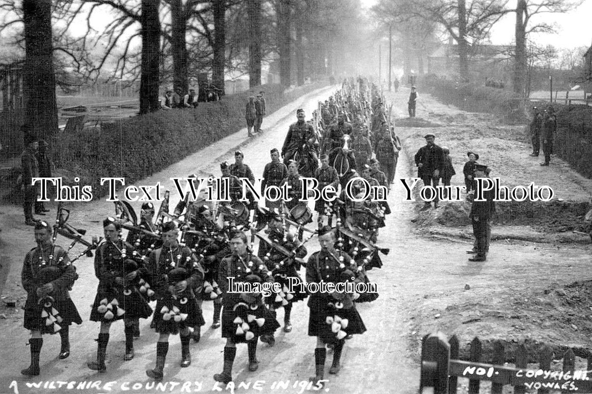 WI 313 - A Wiltshire Country Lane 1915
