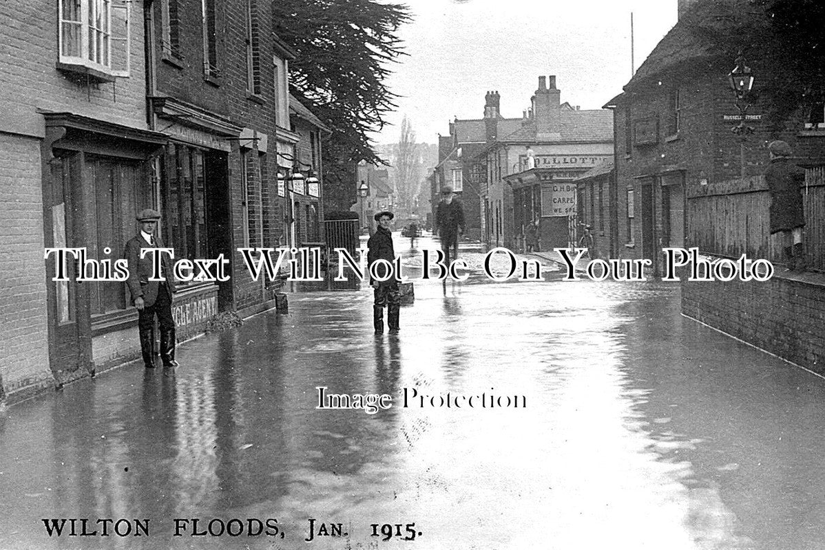 WI 838 - Wilton Floods, Wiltshire 1915