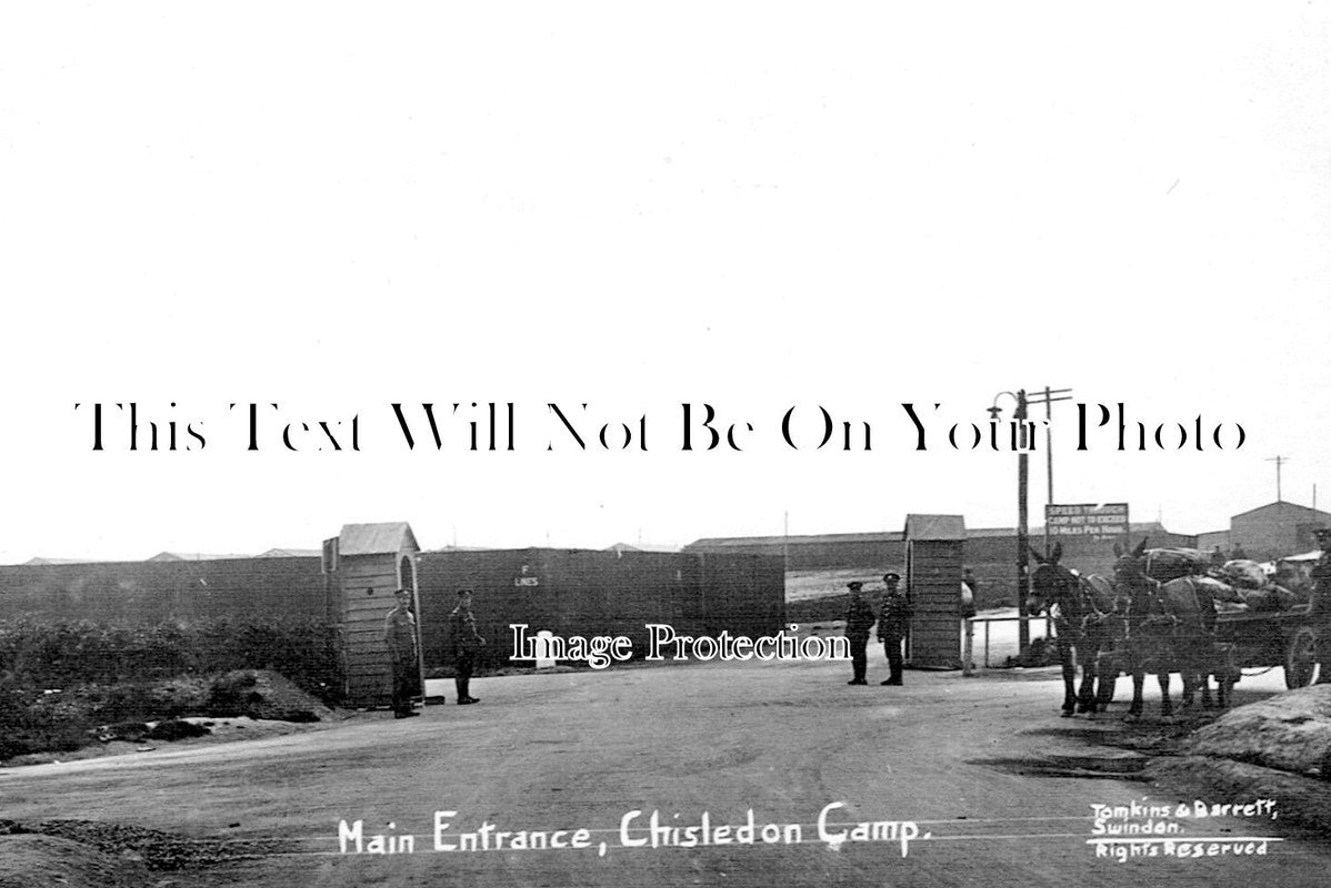 WI 932 - Main Entrance At Chisledon Camp, Wiltshire c1915