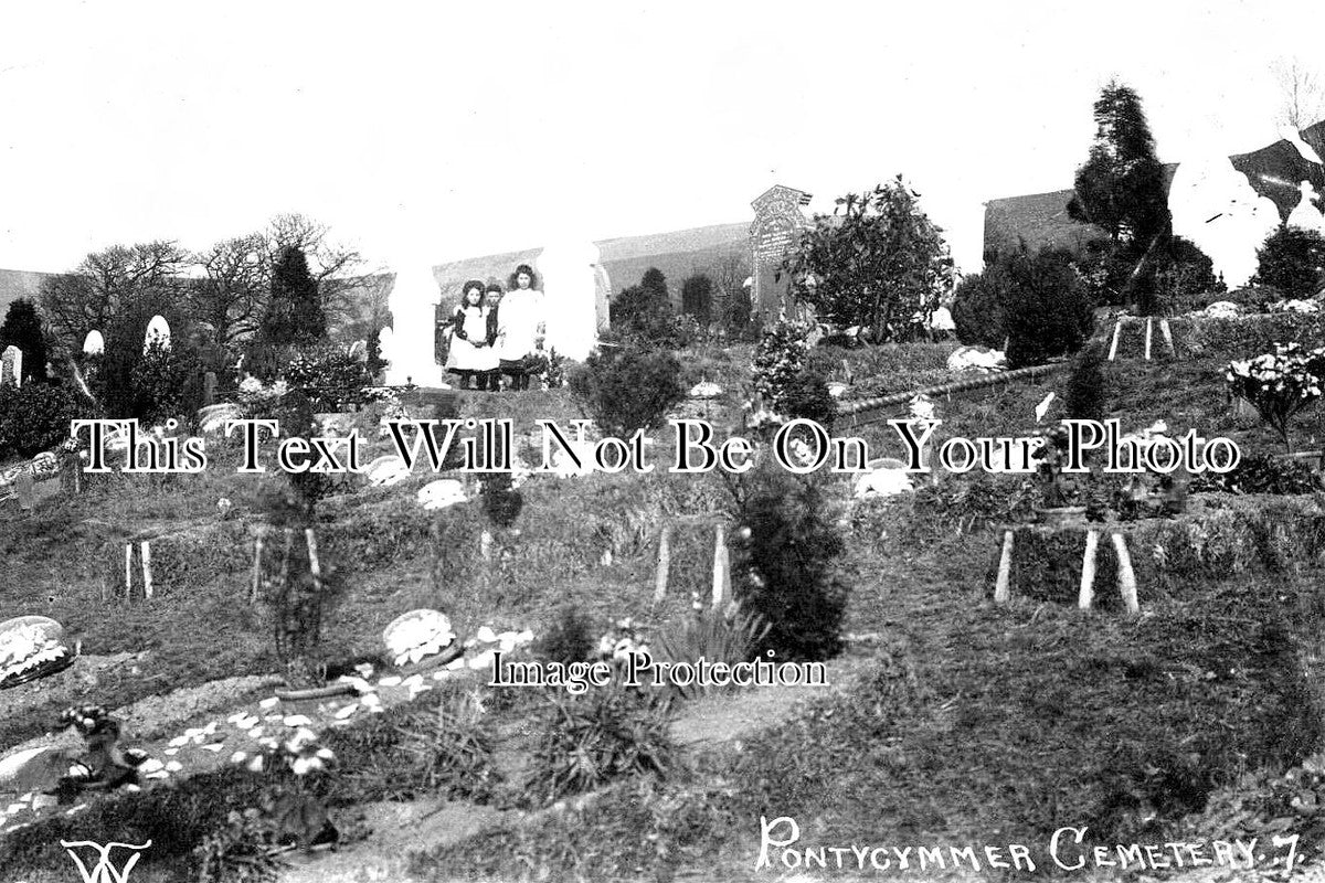 WL 1061 - Pontycymmer Cemetery, Wales