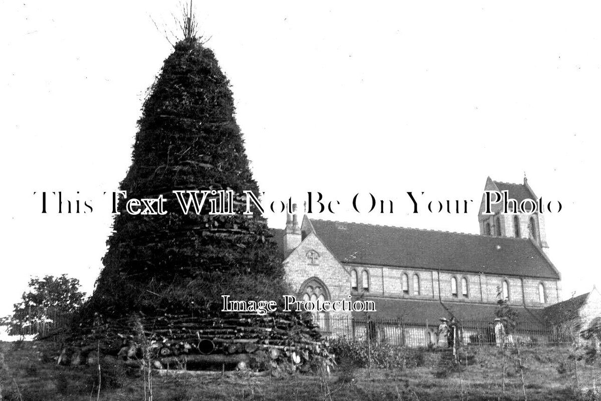 WL 159 - Bonfire, Penarth Church, Glamorgan, Wales