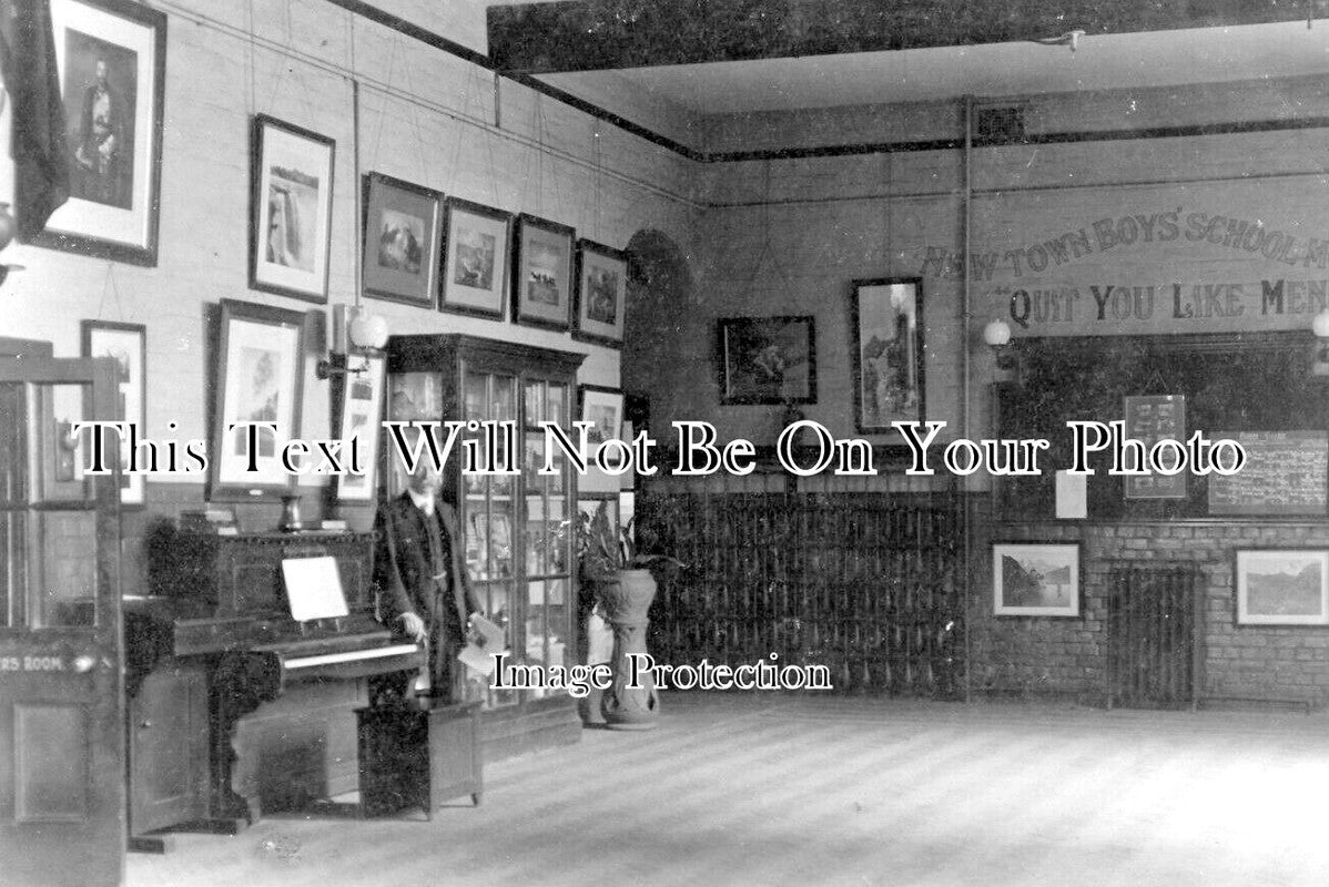 WL 1691 - Newtown Boys School, Montgomeryshire, Wales