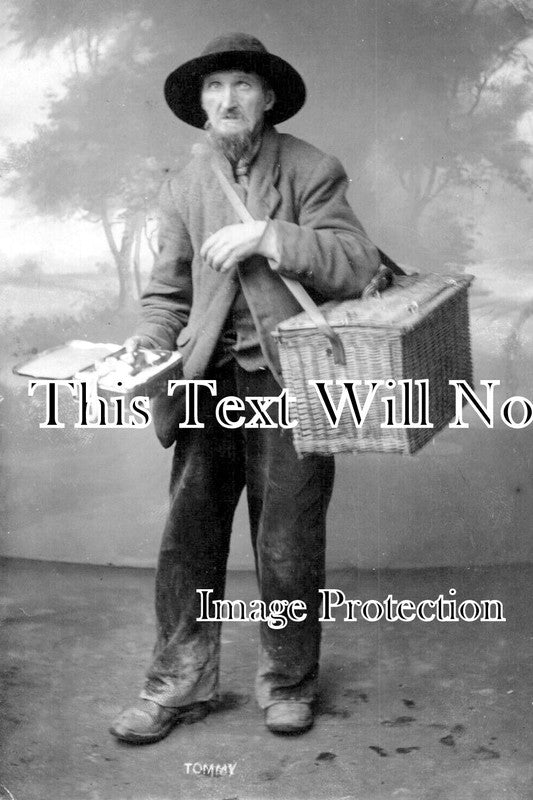 WL 1694 - Tommy, Local Vendor, Builth Wells, Wales