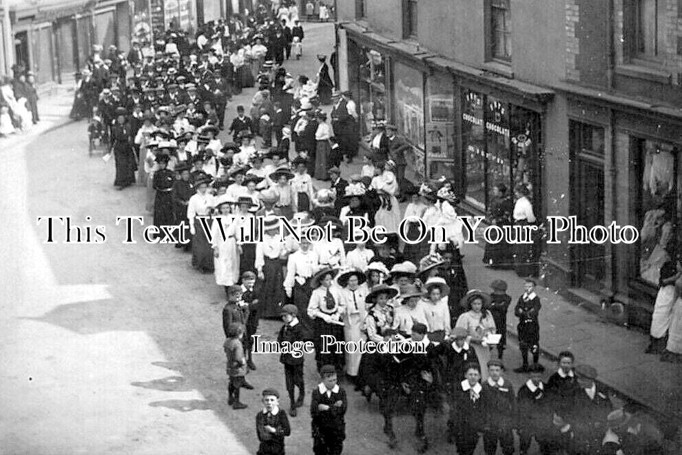 WL 1736 - Port Talbot Procession, Wales c1910