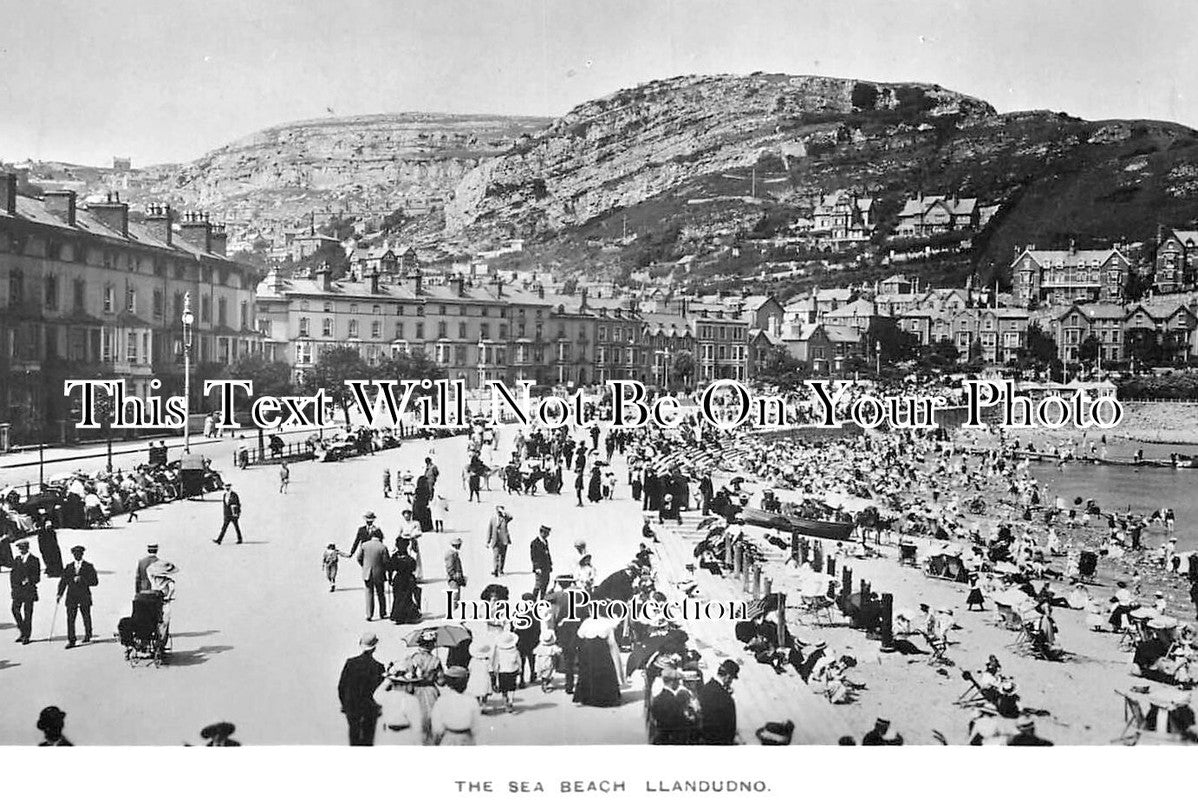 WL 1792 - The Sea Beach, Llandudno, Wales