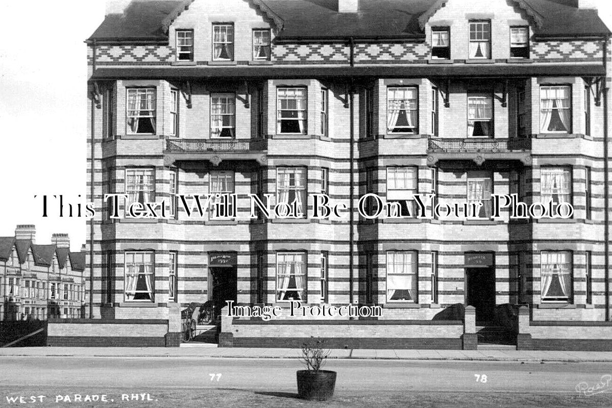 WL 2067 - West Parade, Rhyl, Wales