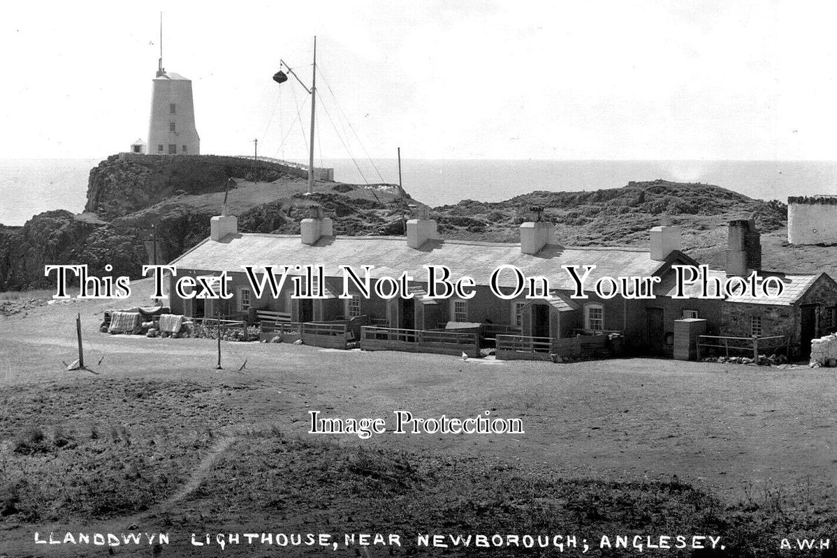 WL 2073 - Llanddwyn Lighthouse, Wales