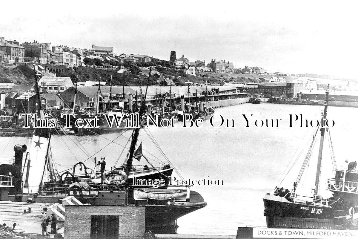 WL 2097 - Docks & Town, Milford Haven, Wales