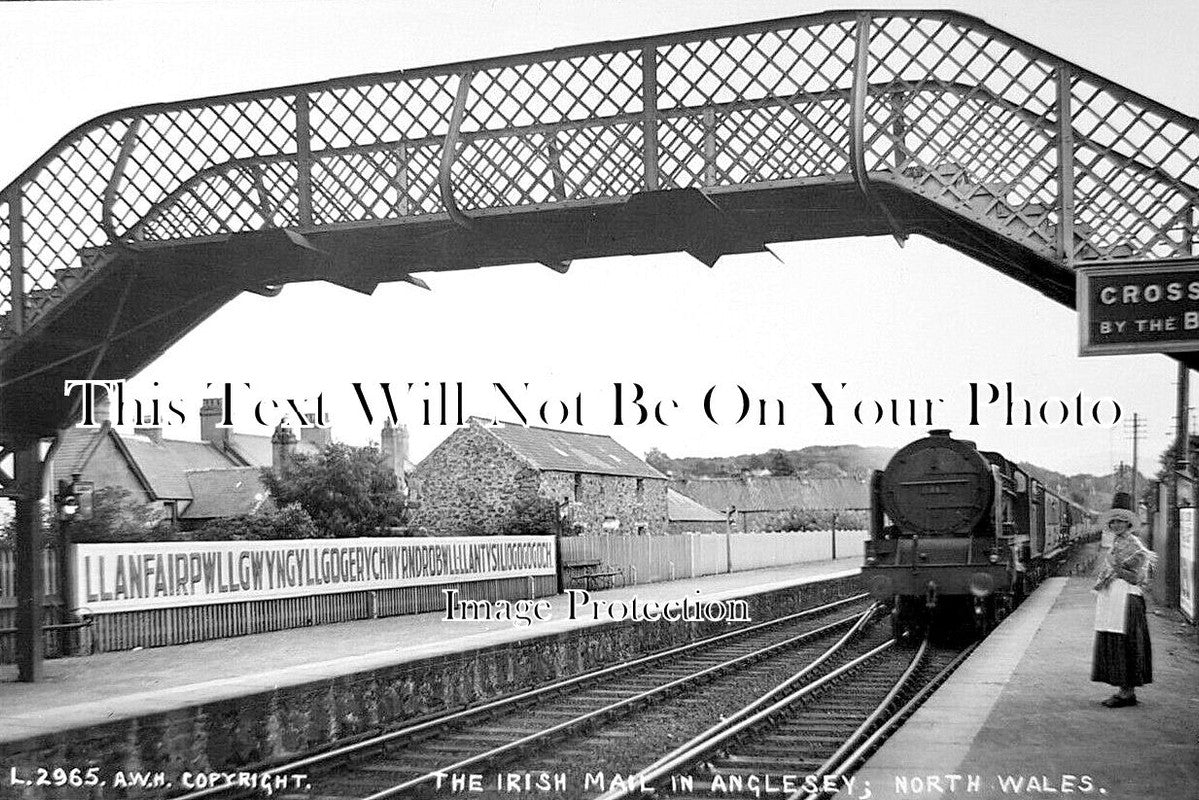 WL 2125 - The Irish Mail In Anglesey, Llanfair, Wales