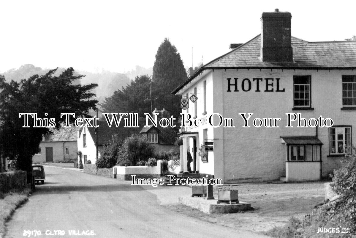 WL 2522 - Hotel, Clyro Village, Radnorshire, Wales