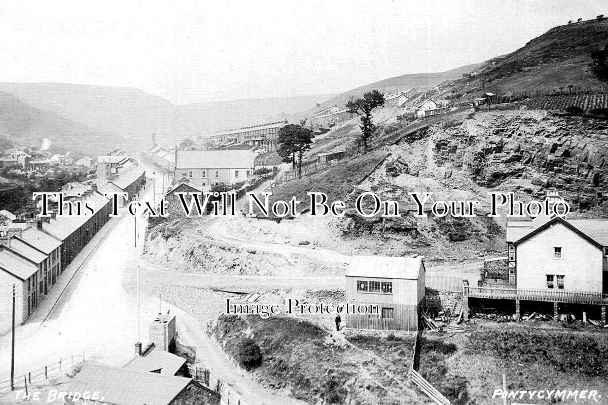 WL 2647 - The Bridge, Pontycymmer, Wales