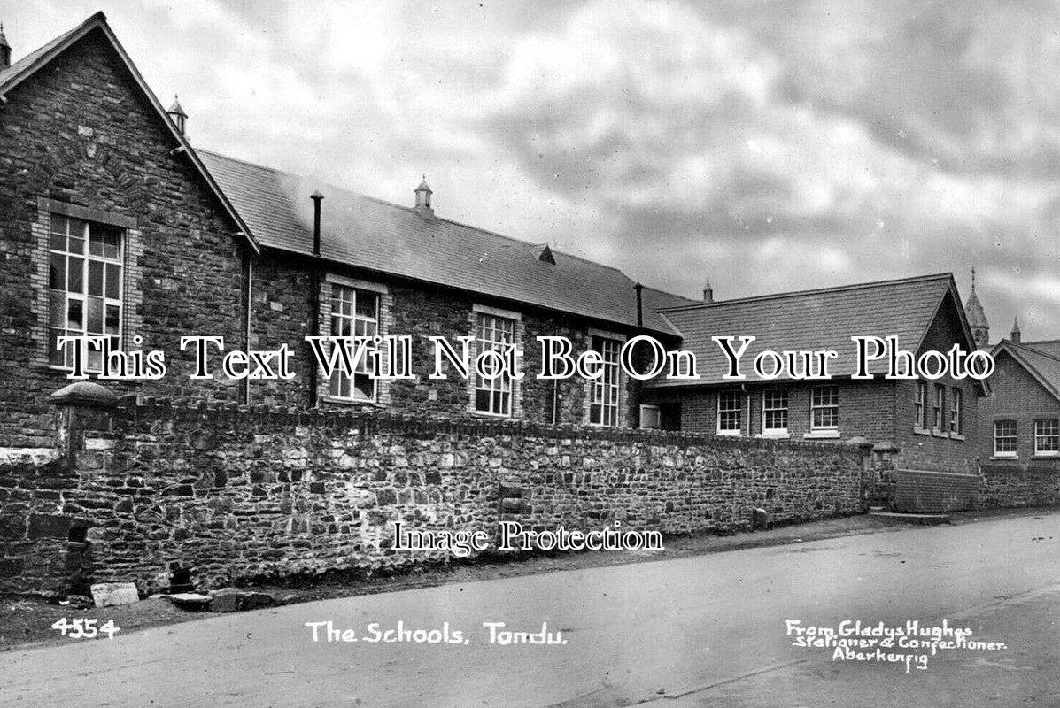 WL 2747 - The Schools, Tondu, Wales