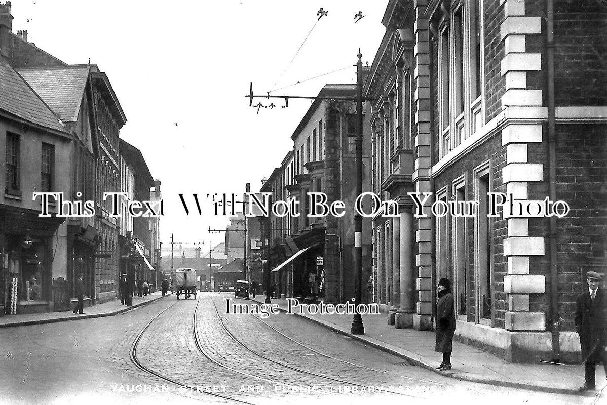 WL 31 - Vaughan Street & Public Library, Llanelly, Wales c1936