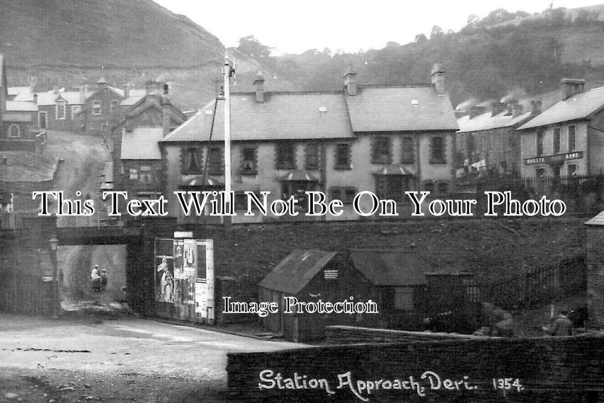 WL 617 - Station Approach, Deri, Wales c1912