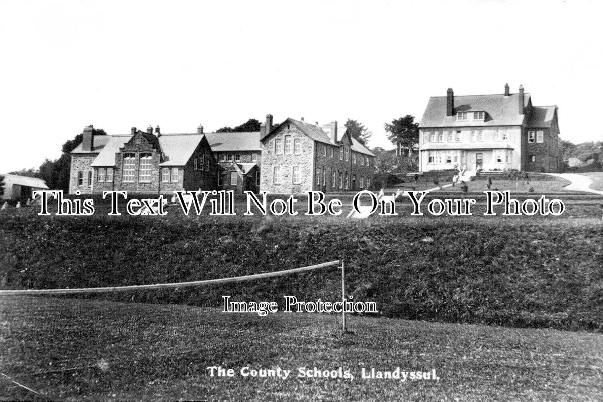 WL 966 - The County Schools, Llandyssul, Wales