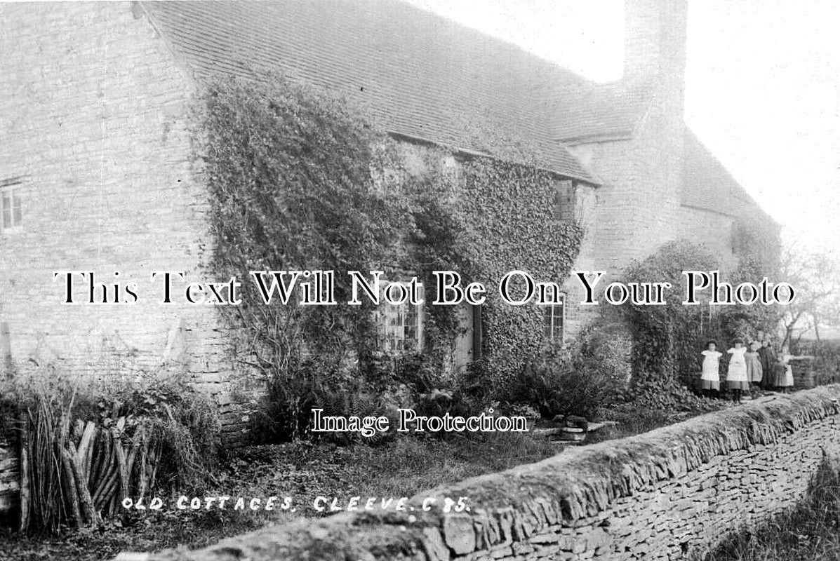 WO 1522 - Old Cottages, Cleeve, Worcestershire