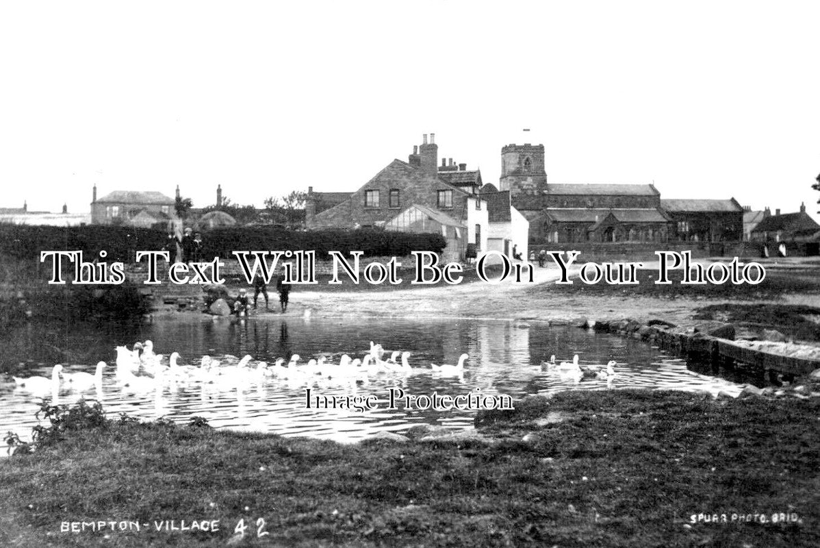 YO 10067 - Bempton Village, Flamborough, Yorkshire