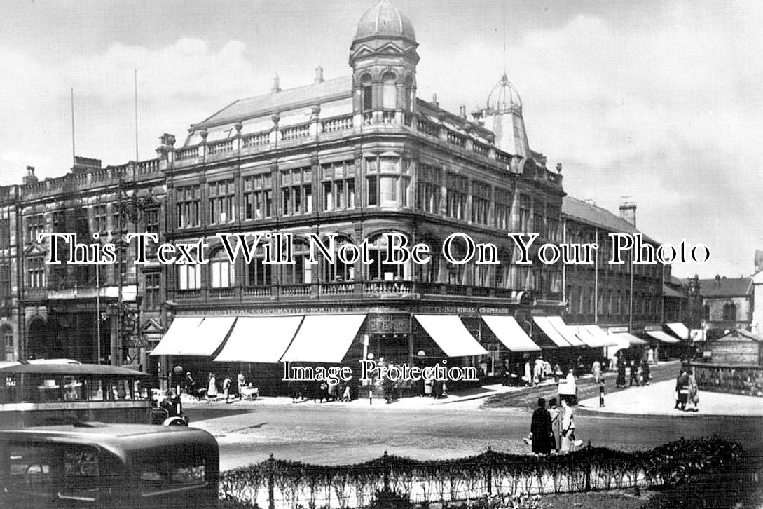YO 10084 - Shopping Centre, Morley, Yorkshire