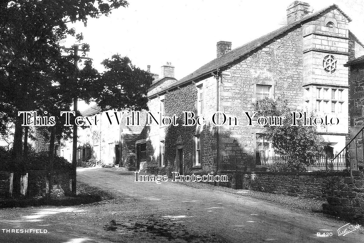 YO 10774 - Threshfield, Yorkshire c1941