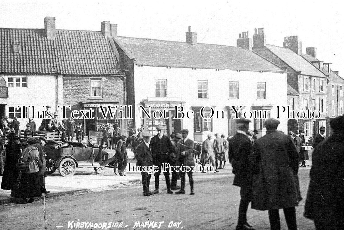 YO 10824 - Market Day, Kirbymoorside, Yorkshire