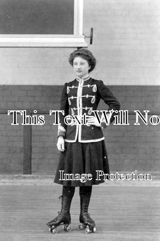 YO 10951 - Roller Skating Rink Attendant, Barnsley, Yorkshire