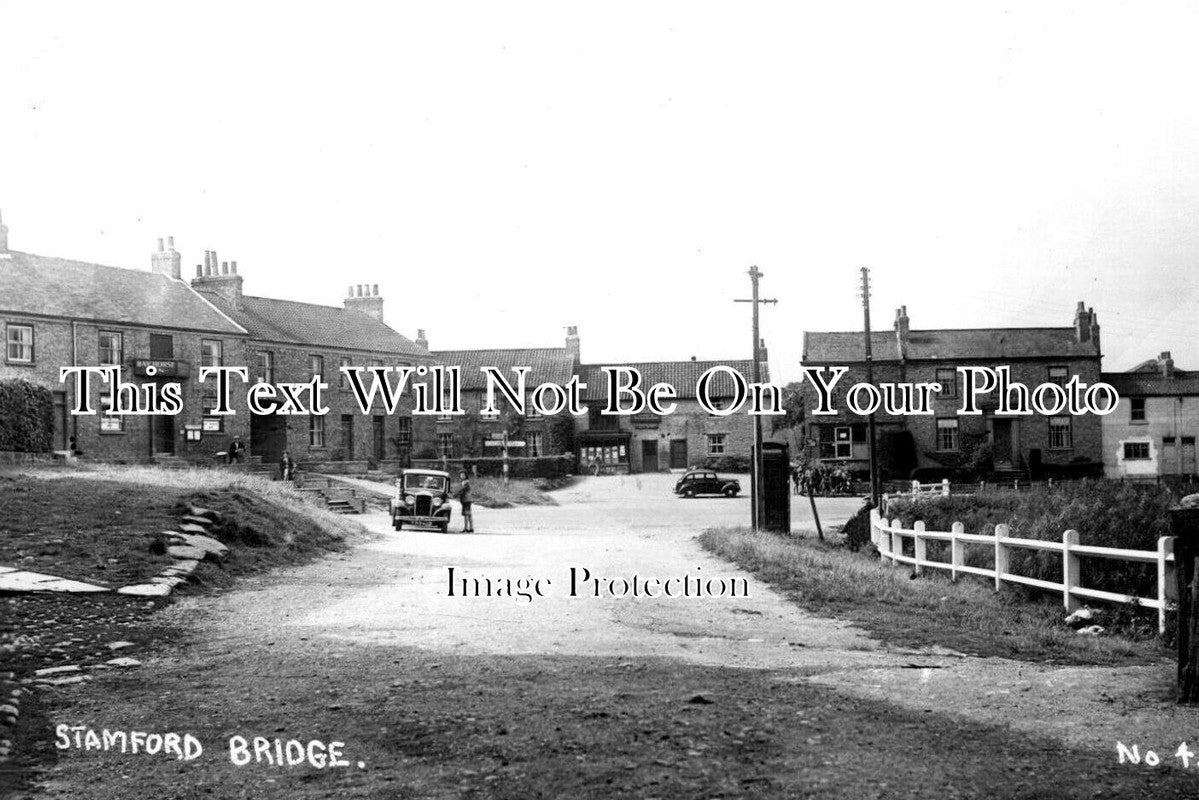 YO 10985 - Stamford Bridge, Yorkshire