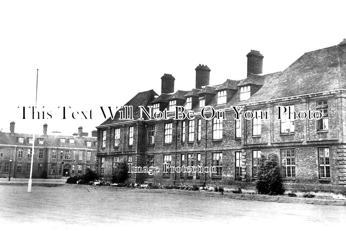 YO 11027 - Hull University, Hull, Yorkshire c1940