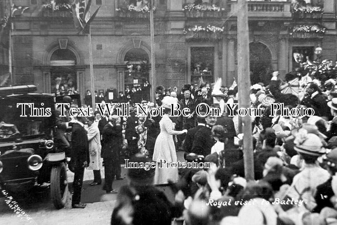 YO 11252 - Royal Visit To Batley, Yorkshire