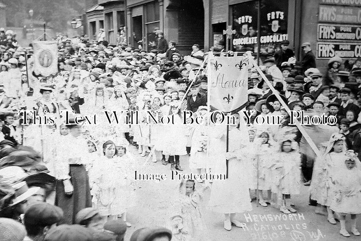 YO 11690 - Hemsworth Roman Catholic Parade, Yorkshire 1908