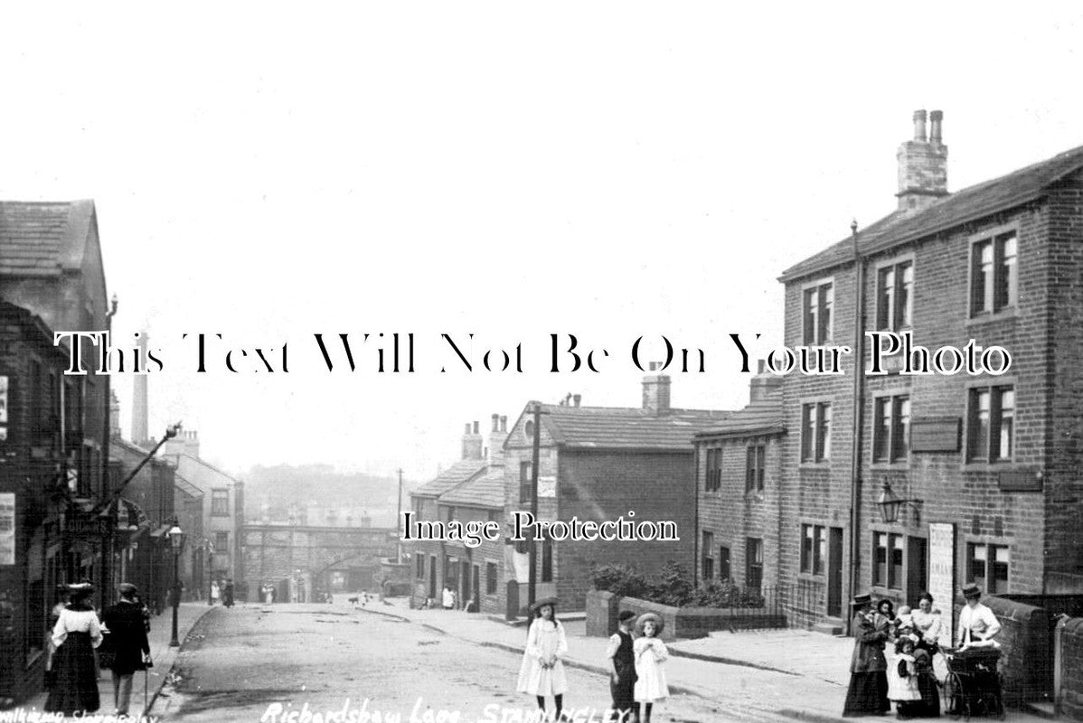YO 11761 - Richardshaw Lane, Stanningley, Leeds, Yorkshire