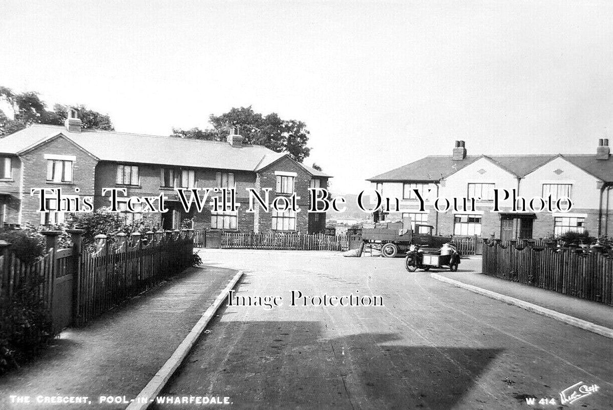 YO 11830 - The Crescent, Pool In Wharfdale, Yorkshire