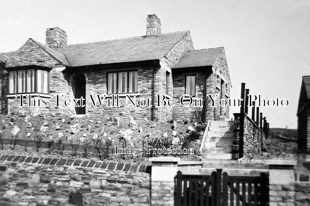 YO 11970 - 33 Huddersfield Road, Bailiff Bridge, Brighouse, Yorkshire c1930