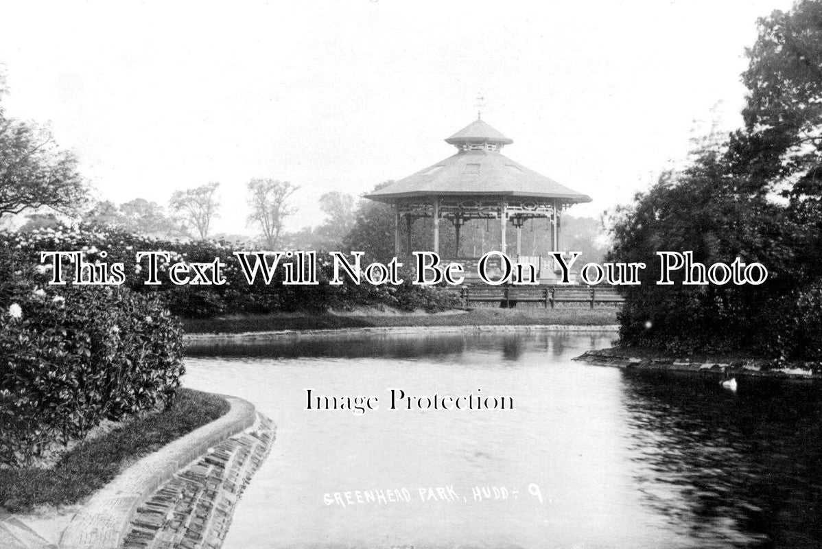 YO 11977 - Greenhead Park, Huddersfield, Yorkshire