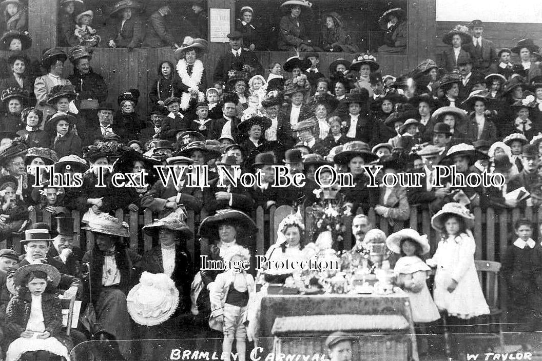 YO 12231 - Bramley Carnival, Leeds, Yorkshire