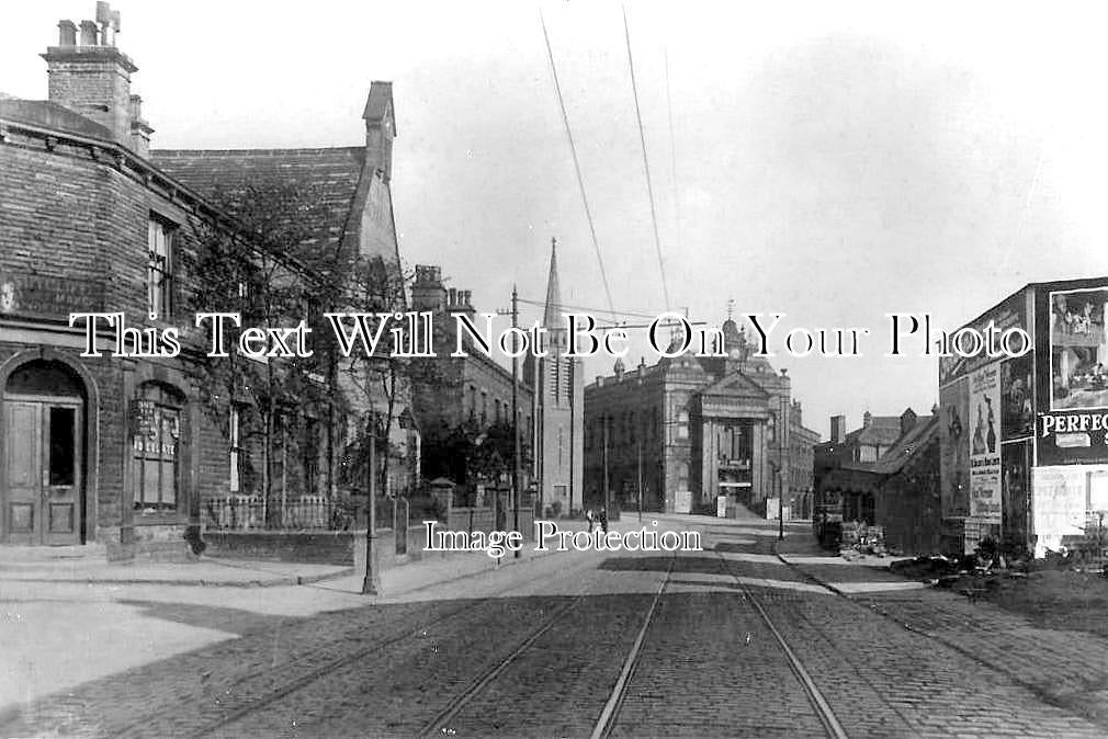 YO 13022 Huddersfield Road, Elland, Halifax, Yorkshire JB Archive