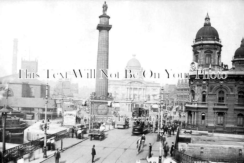 YO 13113 - Wilberforce Monument, Hull, Yorkshire