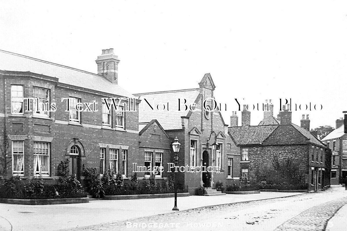 YO 13117 - King William Hotel, Bridgegate, Howden, Yorkshire