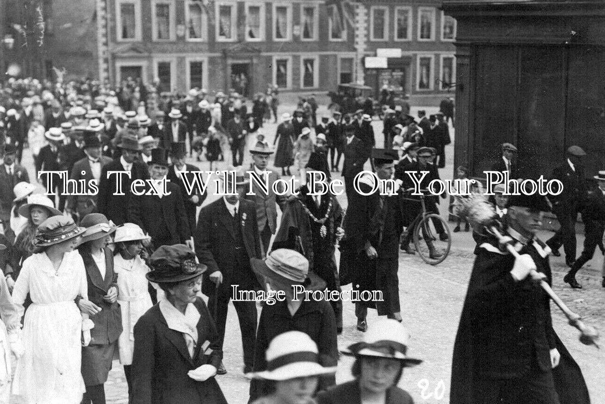 YO 13326 - Mayor & Dignitaries, Market Square, Richmond, Yorkshire